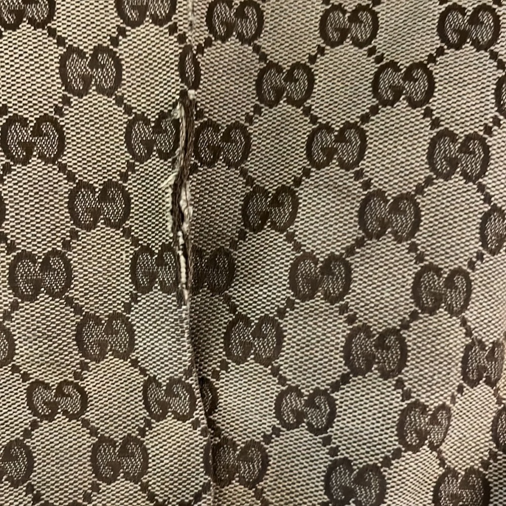 GUCCI Gg Canvas Beige Shoulder Bag - Picture 7 of 17